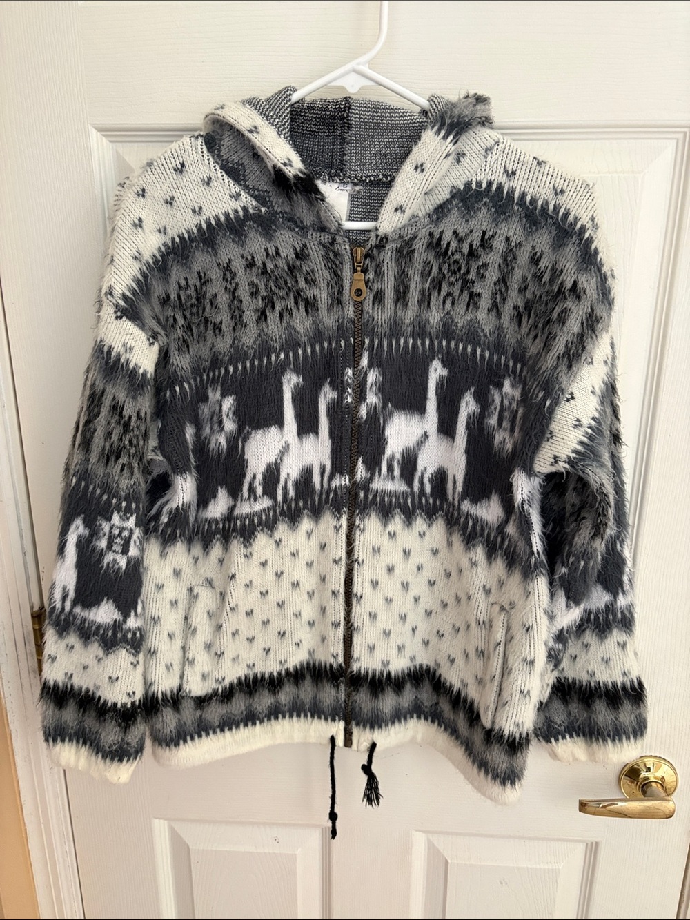 Vintage alpaca wool zip front womens sweater hoodie gray white black Ecuador